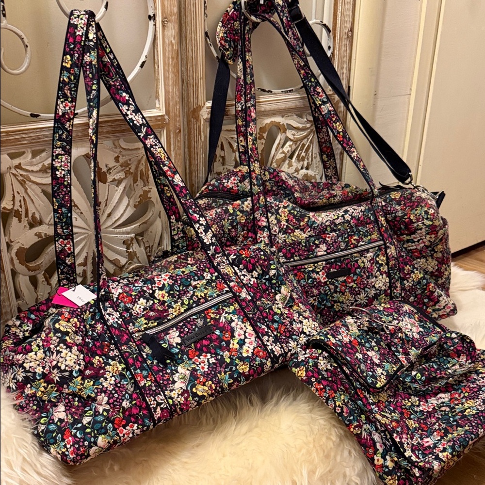 Vera Bradley Black Multi Floral Quilted Travel Set